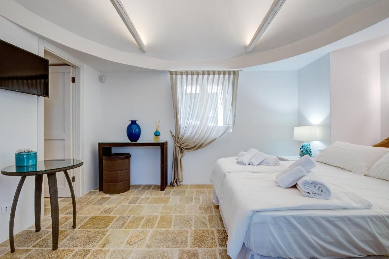 B&B Trulli Moonlight Da Grace Ostuni Exterior foto